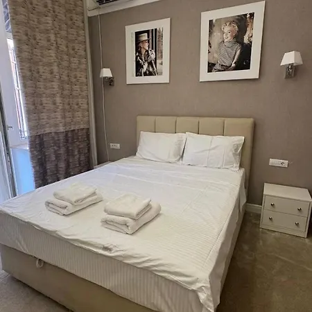 Hotel Monro